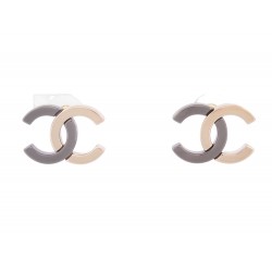 BOUCLES D'OREILLES CHANEL LOGO CC BICOLORE PUCES METAL NOIR & DORE EARRINGS 650€