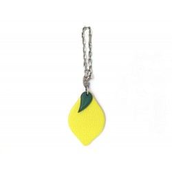 NEUF PORTE CLES HERMES FRUIT CITRON EN CUIR JAUNE NEW LEATHER KEYS HOLDER 460€