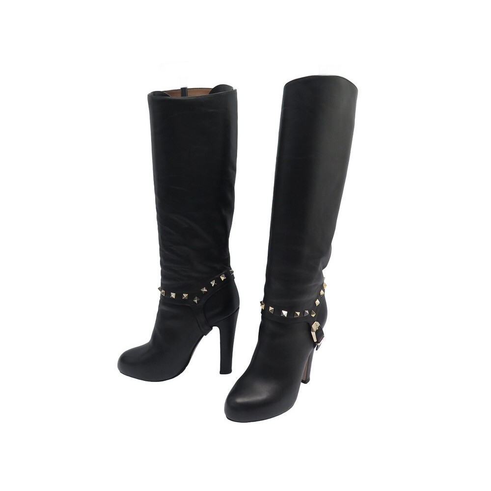 les chaussures valentino