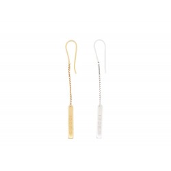 BOUCLES D'OREILLES GUCCI PENDANTES LOGO BAR OR JAUNE BLANC 18K PENDANT EARRINGS