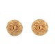 VINTAGE BOUCLES D'OREILLES CHANEL LOGO CC CLIPS 1995 EN METAL DORE EARRINGS GOLD