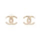 NEUF BOUCLES D'OREILLES CHANEL LOGO CC STRASS METAL DORE NEW EARRING 650€