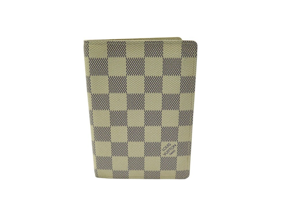 portefeuille louis vuitton couverture passeport damier