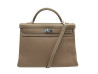 sac a main hermes kelly 40 retourne en cuir togo