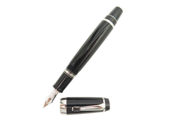  stylo plume montblanc boheme pierre noir 5049