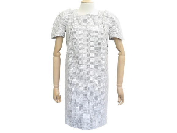 robe droite chanel p40448 s 36 en tweed blanc manches