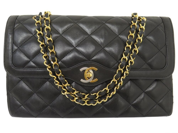  sac a main chanel diana cuir matelasse fermoir