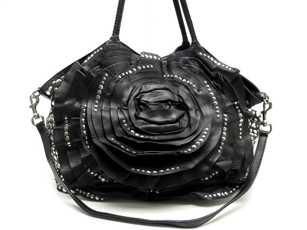 sac a main valentino cloute fleure cabas cuir noir