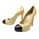 CHAUSSURES CHANEL G28289 ESCARPINS 40 EN CUIR BICOLORE BEIGE ET NOIR SHOES 1400€
