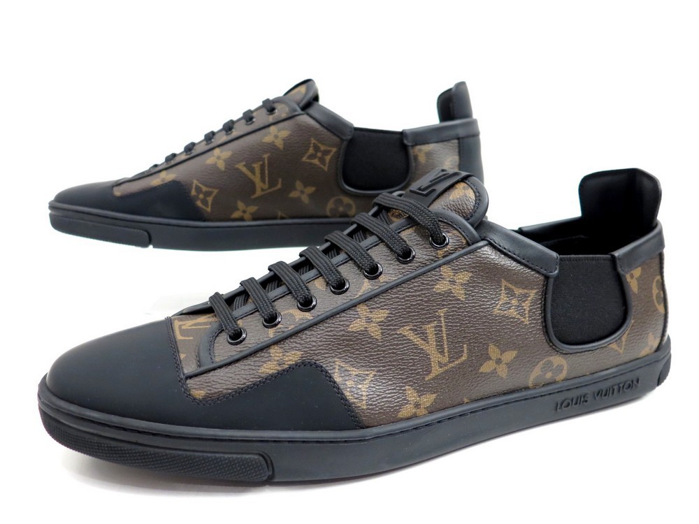 Chic Street Kicks : Louis Vuitton Slalom Sneakers