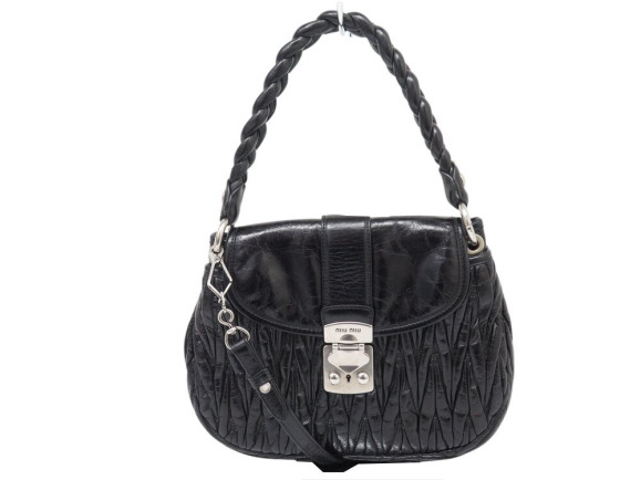 sac a main miu miu coffer cuir matelasse plisse