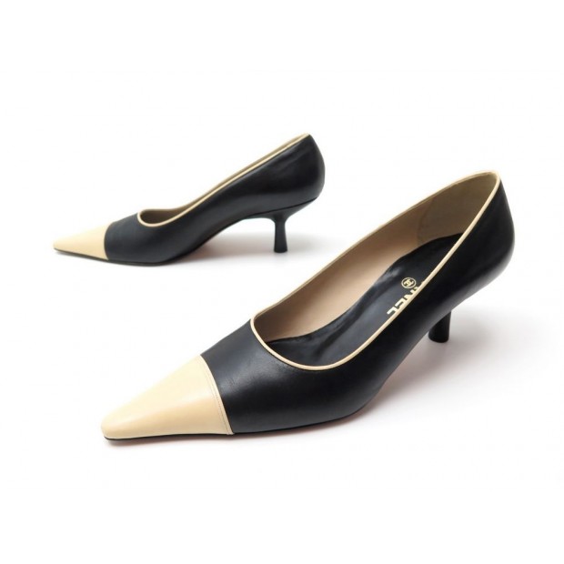 CHAUSSURES CHANEL 40 ESCARPINS CUIR BICOLORE NOIR ET BEIGE COURT SHOES 620€