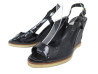 chaussures chanel sandales compensees cuir vernis et