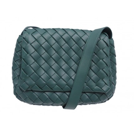 SAC A MAIN BOTTEGA VENETA COBBLE MESSENGER SMALL 755659V3BD1 VERT EMERAUDE 2900€