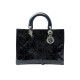 SAC A MAIN CHRISTIAN DIOR LADY DIOR LARGE CUIR CANNAGE VERNI NOIR HANDBAG 6200€