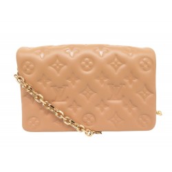 NEUF SAC A MAIN LOUIS VUITTON POCHETTE COUSSIN MONOGRAM EMBOSSE M82162 2400€