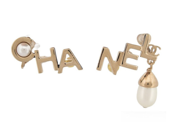 boucles d'oreilles chanel ab9508 logo cc lettres