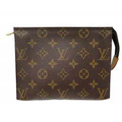 NEUF POCHETTE LOUIS VUITTON TROUSSE TOILETTE 19 M47544 TOILE MONOGRAM LV 850€