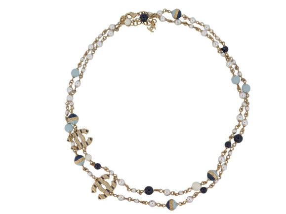 collier sautoir chanel perles bleues logo cc