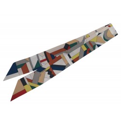 NEUF FOULARD HERMES TWILLY PERSPECTIVE CAVALIERE EN SOIE MULTICOLORE SCARF 210€