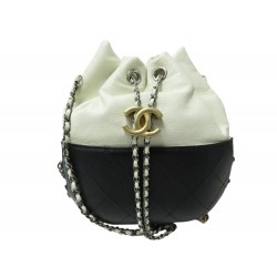 SAC A MAIN CHANEL GABRIELLE BUCKET NOIR ET BLANC BANDOULIERE CUIR HAND BAG 4520€