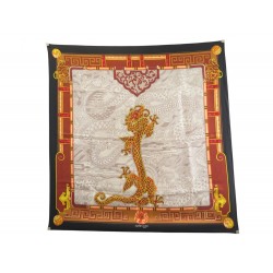 FOULARD CARTIER MUST LE DRAGON MYSTERIEUX EN SOIE CARRE + BOITE SILK SCARF 495€
