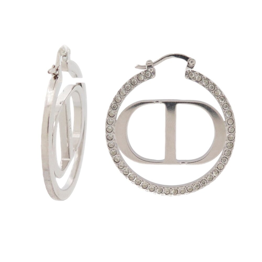 GRANDES BOUCLES D'OREILLES DIOR LOGO CD SERTI STRASS ARGENTE LOOP EARRINGS 420€