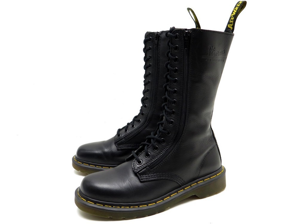 dr martens 9733