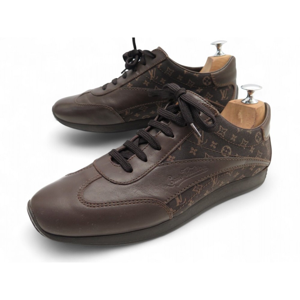 CHAUSSURES BASKETS LOUIS VUITTON 42 MONOGRAM MINI LIN TOILE & CUIR SHOES 910€
