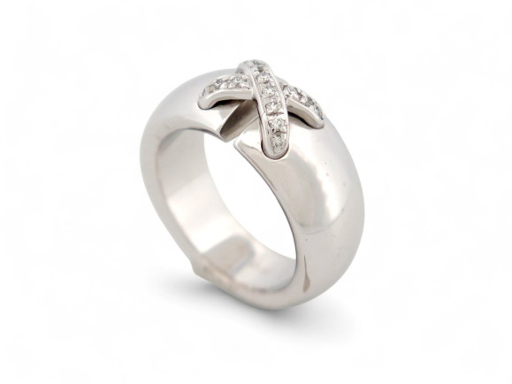 bague chaumet liens croises 080044 t53 en or blanc 18k
