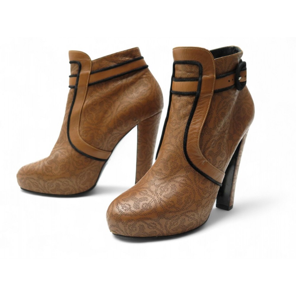 CHAUSSURES HERMES BOTTINES MOTIFS H PERFORES 39 EN CUIR MARRON SANGLE BOOTS 990€