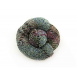 NEUF BROCHE CHANEL CAMELIA EN TWEED FANTAISIE CANVAS CAMELLIA FLOWER BROOCH 690€