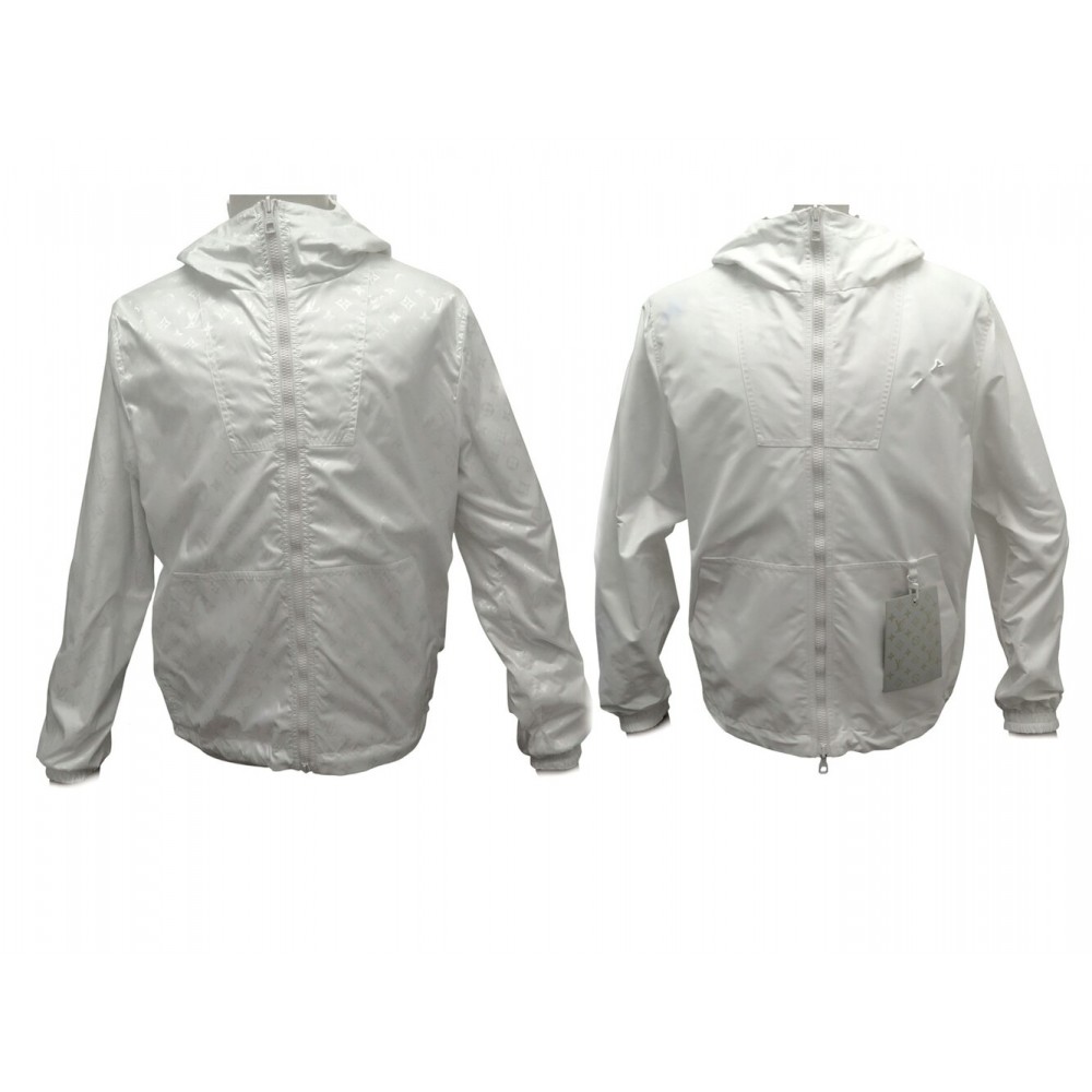 BLOUSON LOUIS VUITTON VESTE COUPE-VENT REVERSIBLE MONOGRAM 46 S STAPLES 2700€