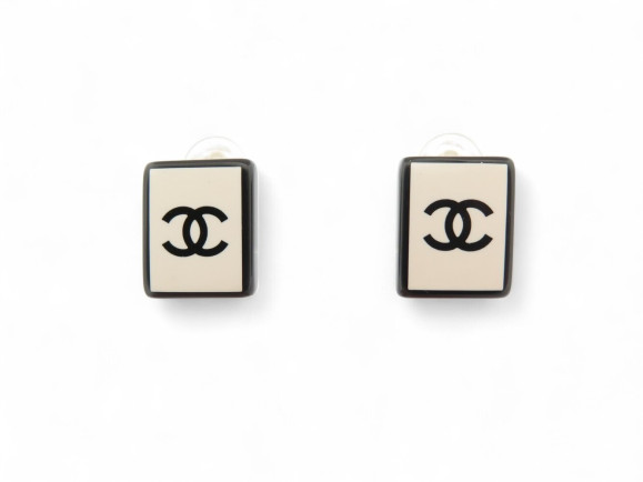  boucles d'oreilles chanel 2005 rectangle logo cc