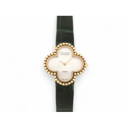 MONTRE VAN CLEEF & ARPELS ALHAMBRA PM 122974 OR JAUNE 18K ET NACRE QUARTZ 9250€