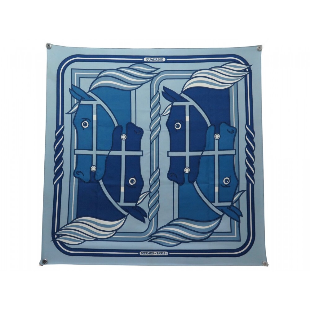 FOULARD HERMES QUADRIGE CARRE 90 PIERRE PERON SOIE BLEUE BOITE SILK SCARF 530€