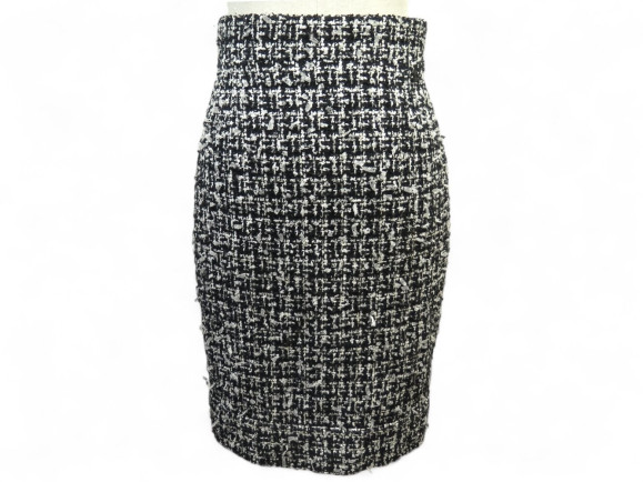jupe courte chanel p35405v25612 en tweed noire et