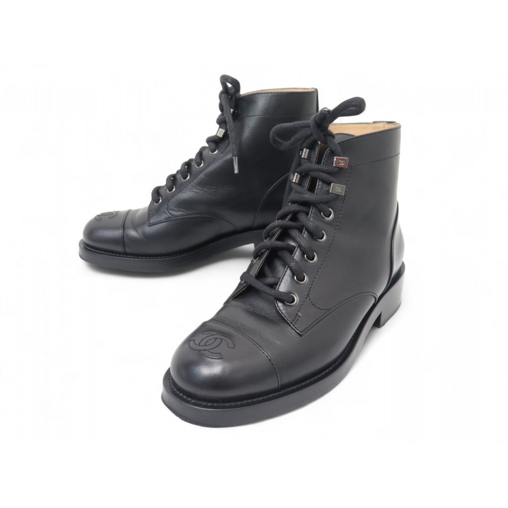 CHAUSSURES BOTTINES CHANEL G34954 COMBAT BOOTS 36.5 EN CUIR NOIR LOGO CC 1700€