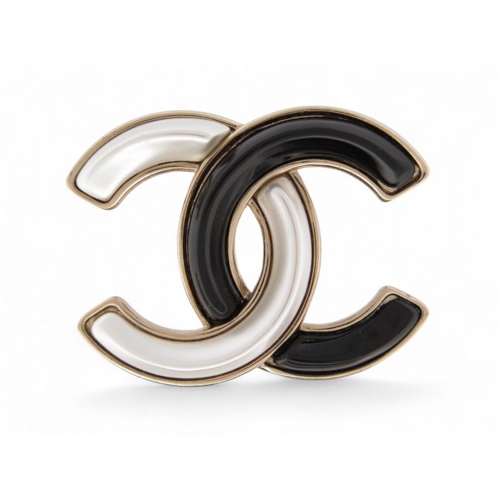 NEUF BROCHE CHANEL LOGO CC RESINE NOIR & BLANC + BOITE BLACK & WHITE BROOCH 750€