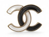 broche chanel logo cc resine noir blanc boite