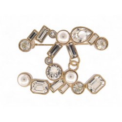 BROCHE CHANEL LOGO CC & STRASS PERLES EN METAL DORE GOLDEN PEARLS BROOCH 640€