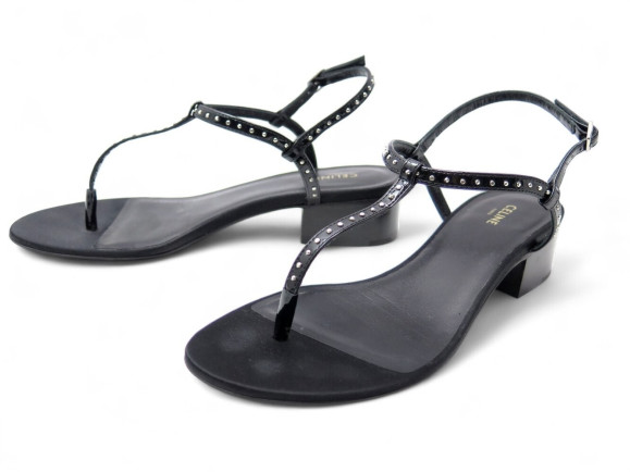 chaussures celine tongs 35 sandales details clous cuir
