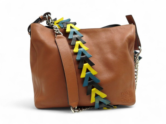 sac a main loewe v bucket 303.30.n14 cuir camel seau
