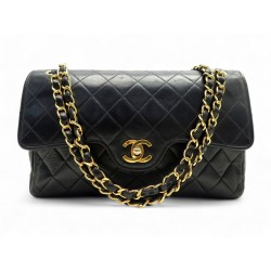 VINTAGE SAC A MAIN CHANEL TIMELESS DOUBLE RABAT EN CUIR MATELASSE NOIR BAG 7500€ VINTAGE SAC A MAIN CHANEL TIMELESS DOUBLE RABAT EN CUIR MATELASSE NOIR BAG 7500€