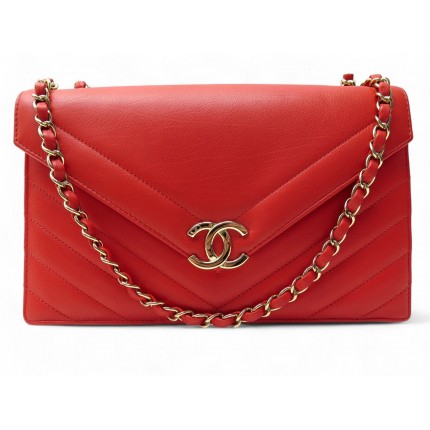 SAC A MAIN CHANEL ENVELOPPE EN CUIR CHEVRON ROUGE BANDOULIERE HAND BAG 6000€
