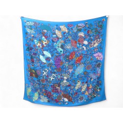 NEUF CHALE HERMES FLEURS ET PAPILLONS DE TISSUS 140 CACHEMIRE & SOIE SHAWL 1260€