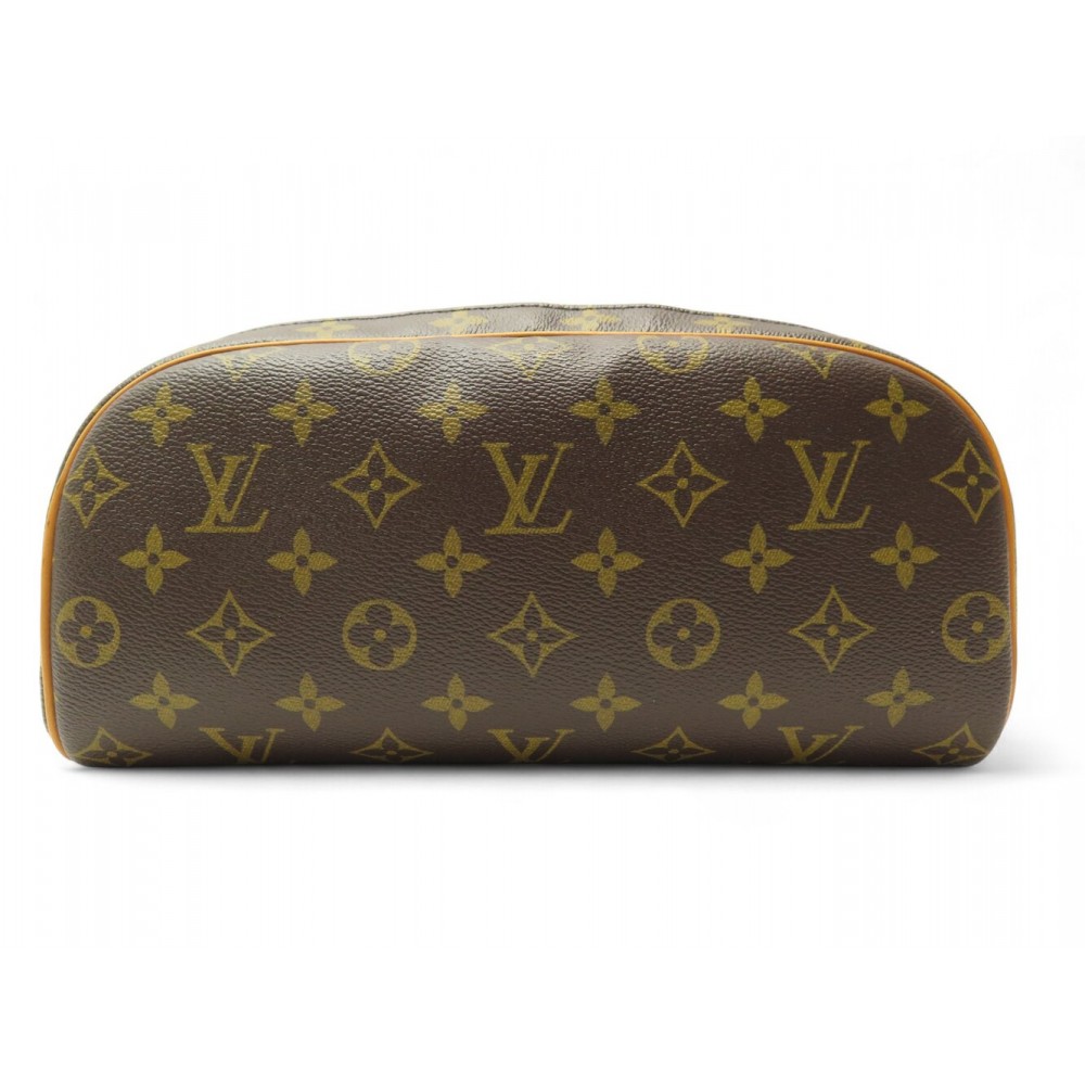 TROUSSE DE TOILETTE LOUIS VUITTON DOPP KIT EN TOILE MONOGRAM TOILETRY BAG 890€