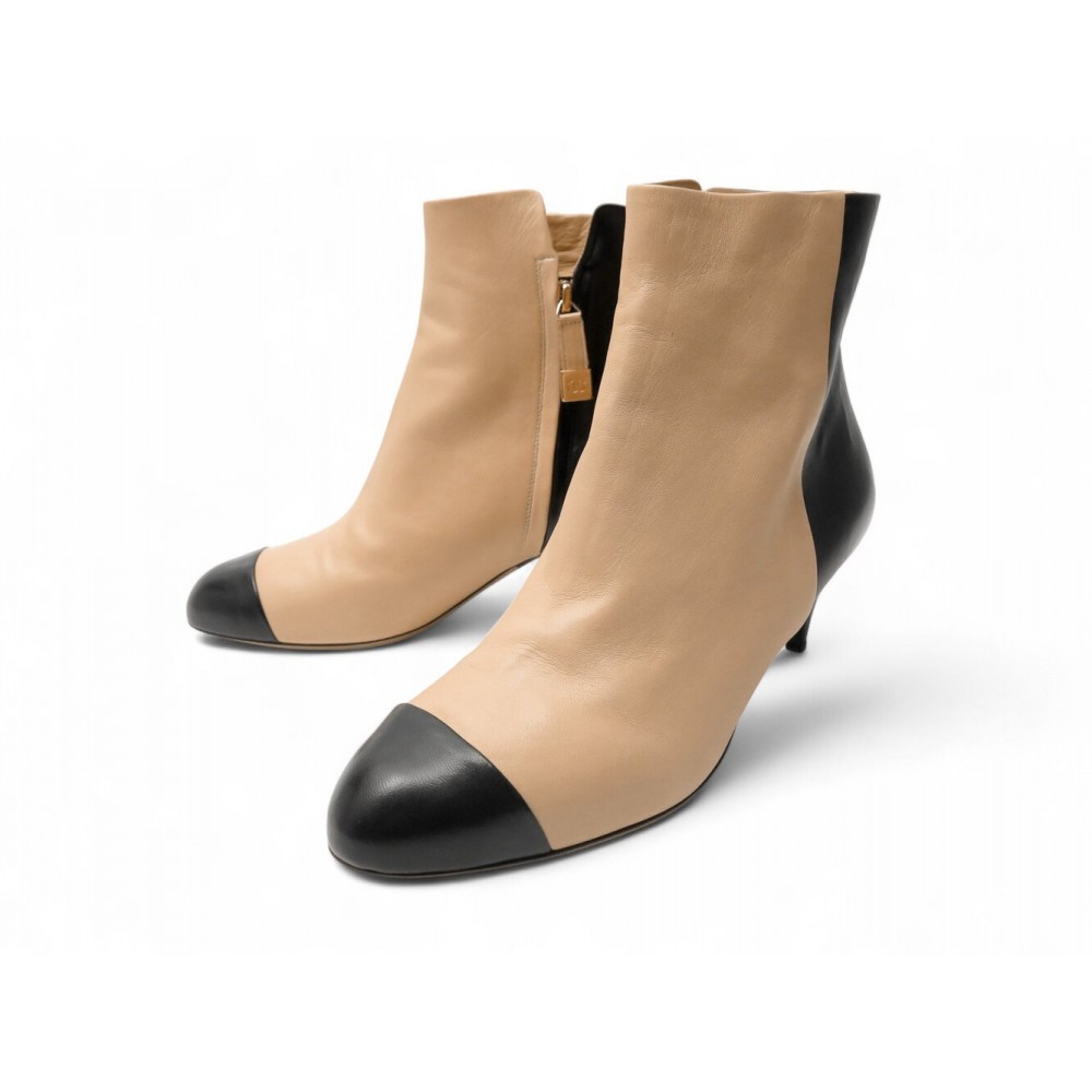 NEUF CHAUSSURES CHANEL G26232 BOTTINES CUIR BEIGE ET NOIR CC 40 LOW BOOTS 2100€