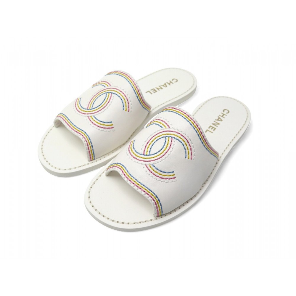 NEUF CHAUSSURES CHANEL MULES LOGO CC G37235 38 EN CUIR SANDALES NEW SHOES 1500€