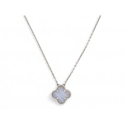 COLLIER VAN CLEEF & ARPELS ALHAMBRA VINTAGE CALCEDOINE VCARD34900 OR BLANC 3700€
